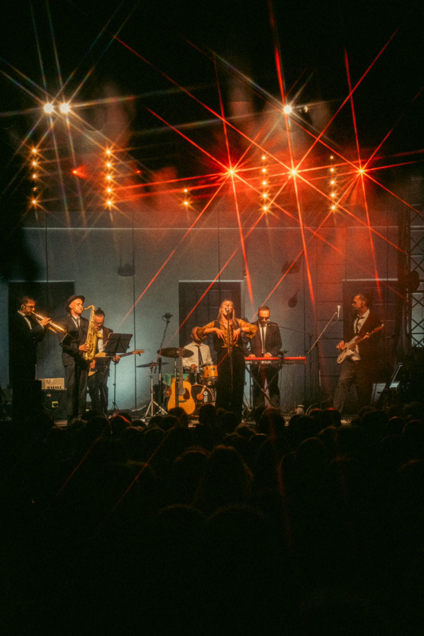 Quentin Movie Band – Live Concert 16