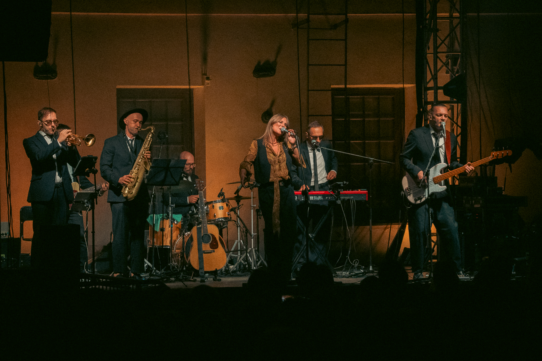 Quentin Movie Band – Live Concert 11